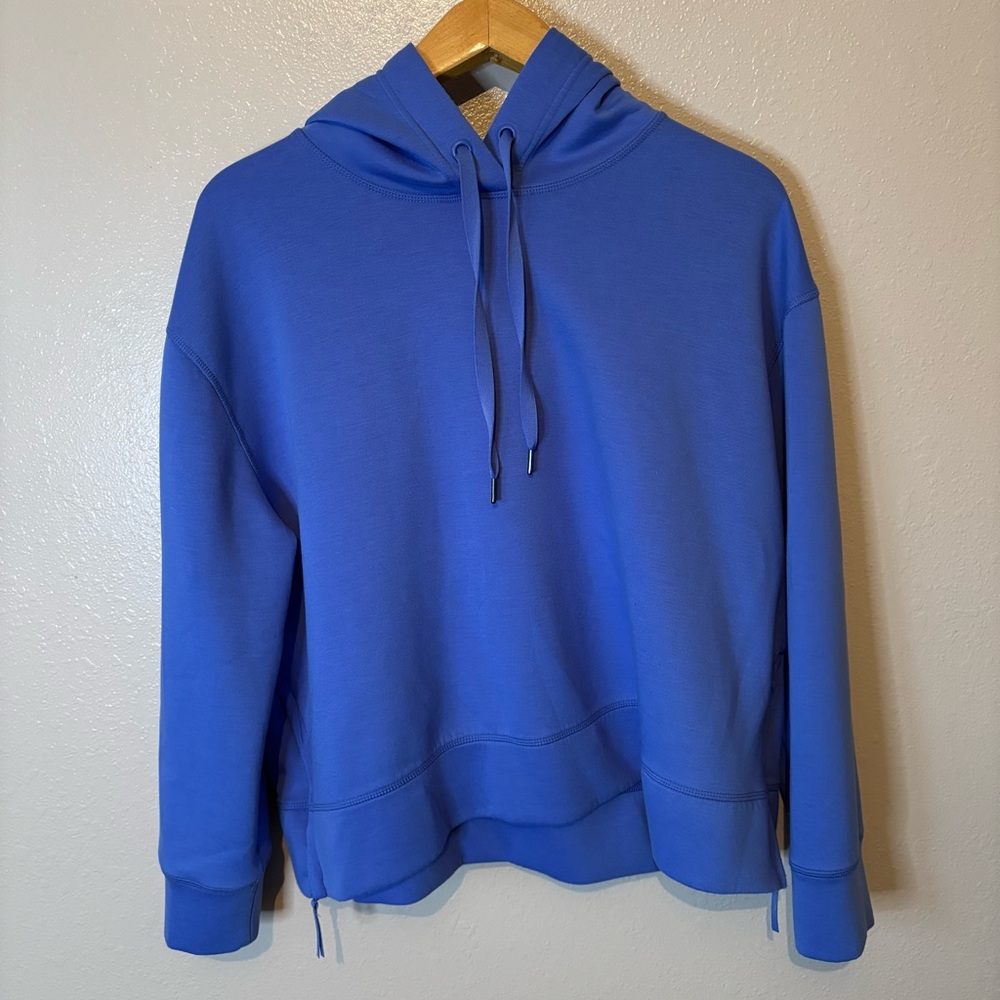 Avia Hoodie